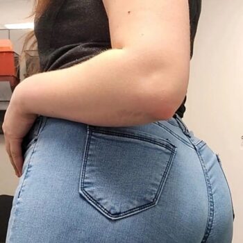 Chrissy - Butgenbach - Liège | Massage Nue