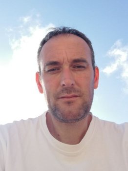 Travis - Dilsen-Stokkem - Limbourg | Massage Nue