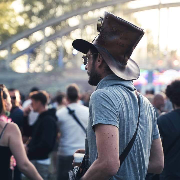 Eyal - Nivelles - Brabant wallon | Massage Nue