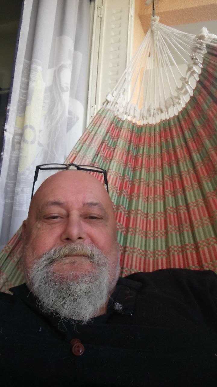 Lucio - Niel - Anvers | Massage Nue