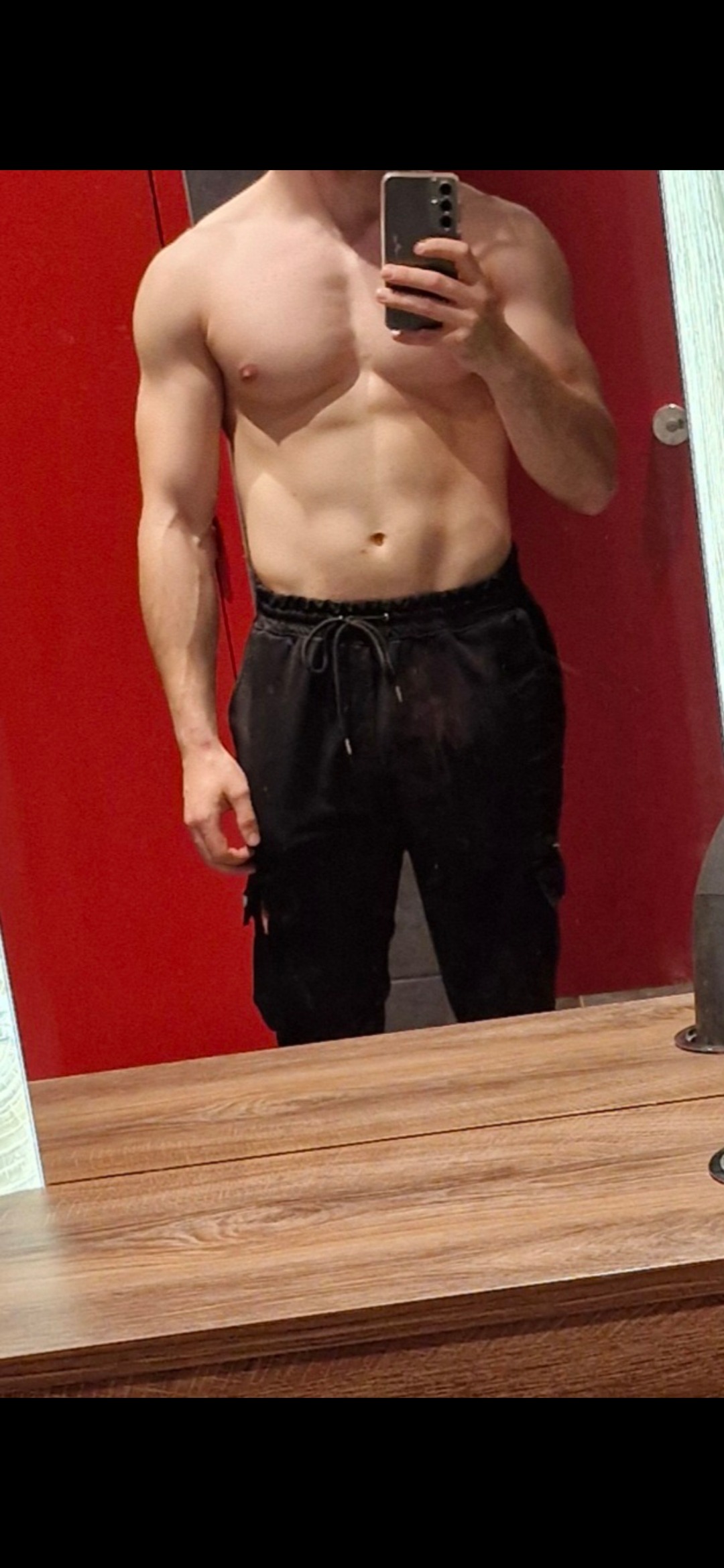 Nuno - Mol - Anvers | Massage Nue