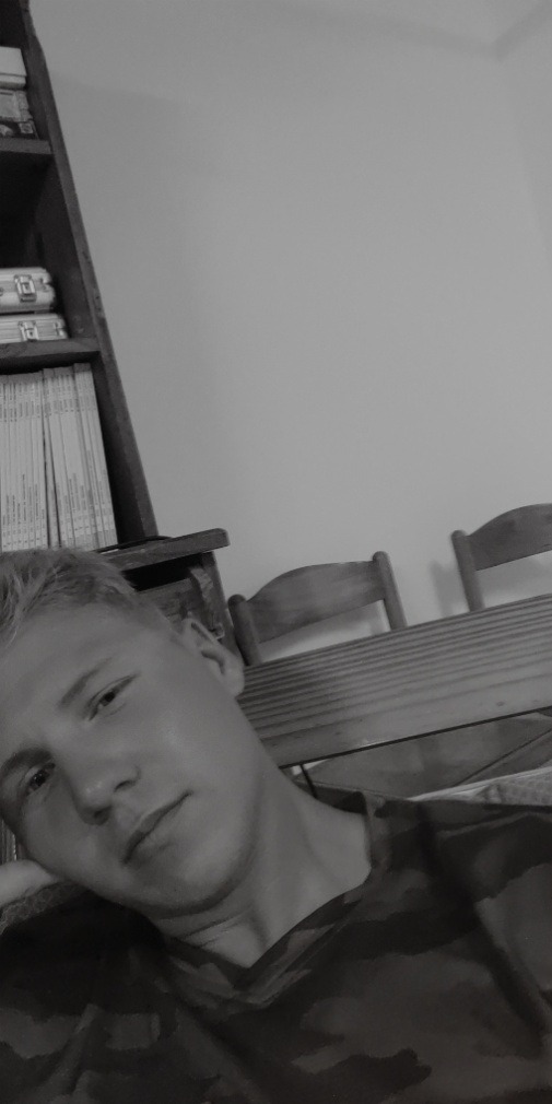 Hussein - Izegem - Flandre occidentale | Massage Nue