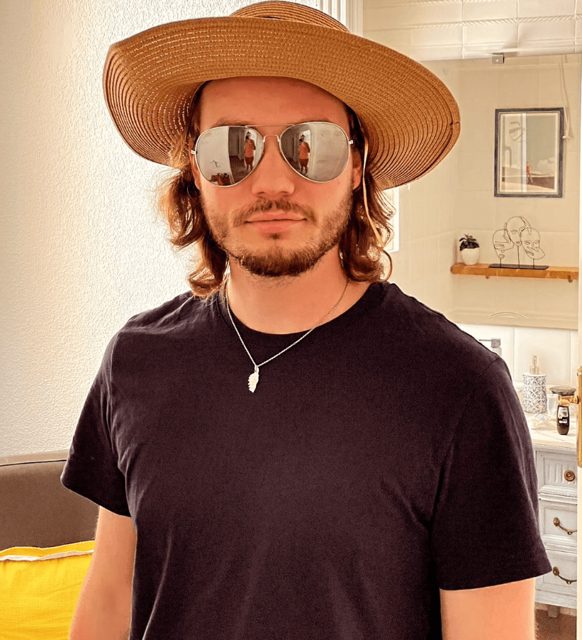 Anthonin - Houyet - Namur | Massage Nue